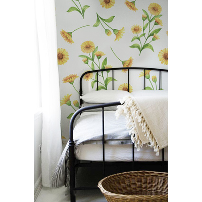 Fotobehang Zonnige bloemrijke ochtend