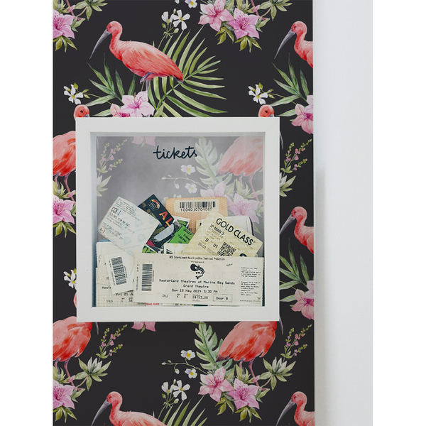 Fotobehang Flamingo's baden in zwart