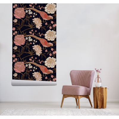 Fotobehang Hier is een vogelradio in een bloemenbos