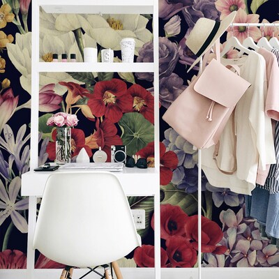 Fotobehang Een elegante tuin vol bloemen