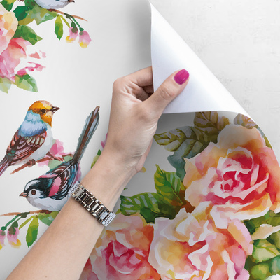 Fotobehang Vogels tussen de rozen