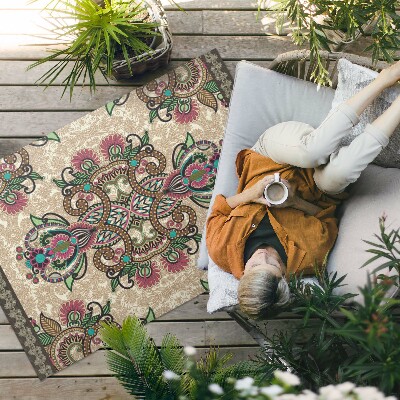 Buiten tapijt Klassiek oosters bloemenpatroon