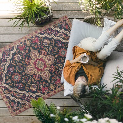 Buitenkleed Rijke bloemenversiering in Turkse stijl