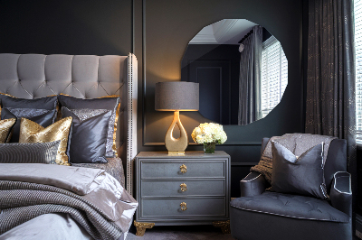 Geometrische spiegel met een originele vorm