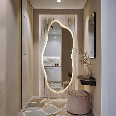 Asymmetrische spiegel met verlichting effectief