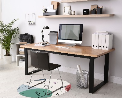 Ronde vloerbescherming Kenmerken van het gezicht van een vrouw