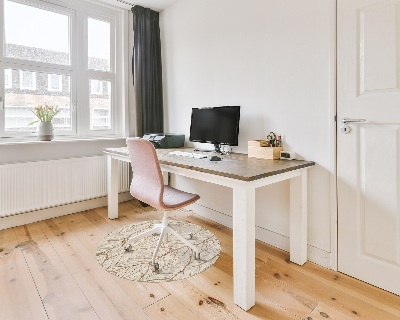 Ronde vloerbescherming voor bureaustoel Een compositie van wilde bladeren