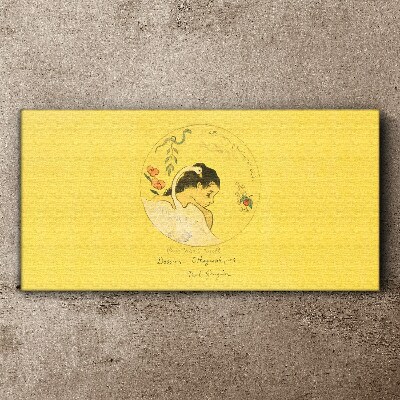 Foto op canvas Portret van een vrouw tegen een gele achtergrond