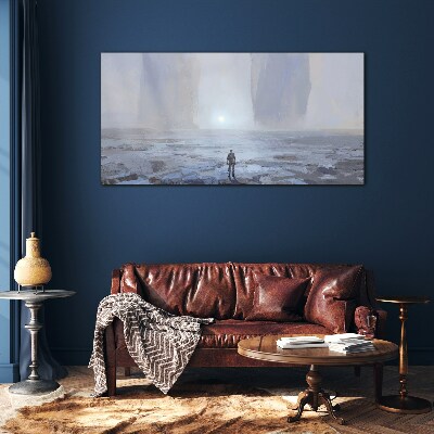 Foto op glas Een eenzame reis in een mistige ruimte