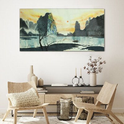 Foto op glas Een vredig landschap met een berg en een boot