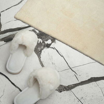 Zelfklevend wandpaneel Marmermotief met uitgesproken aderen