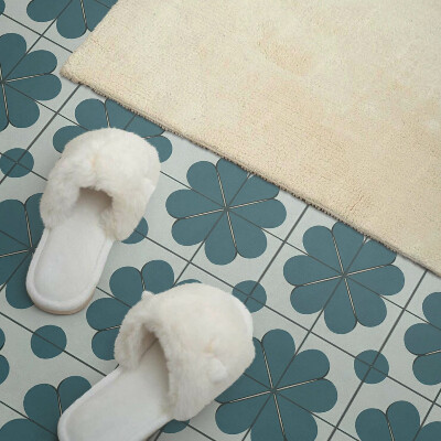 Zelfklevend wandpaneel Bloemenmotieven in de compositie