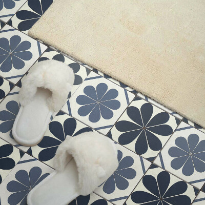 Zelfklevend wandpaneel Bloemenmotief op tegels