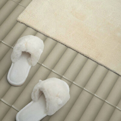 Vinyl wandpaneel Verticale strepen in een elegante stijl