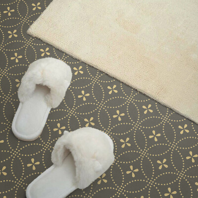 Wandbekleding vinyl Een patroon met subtiele bloemendetails