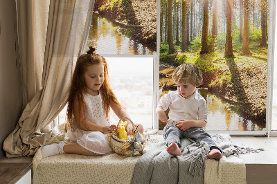 Rolgordijn verduisterend De zon schijnt door de bomen