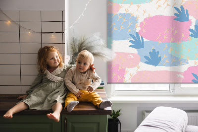 Rolgordijn voor het raam Sporen op een gekleurde achtergrond