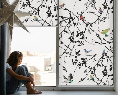 Rolgordijn voor het raam Vogels op de takken