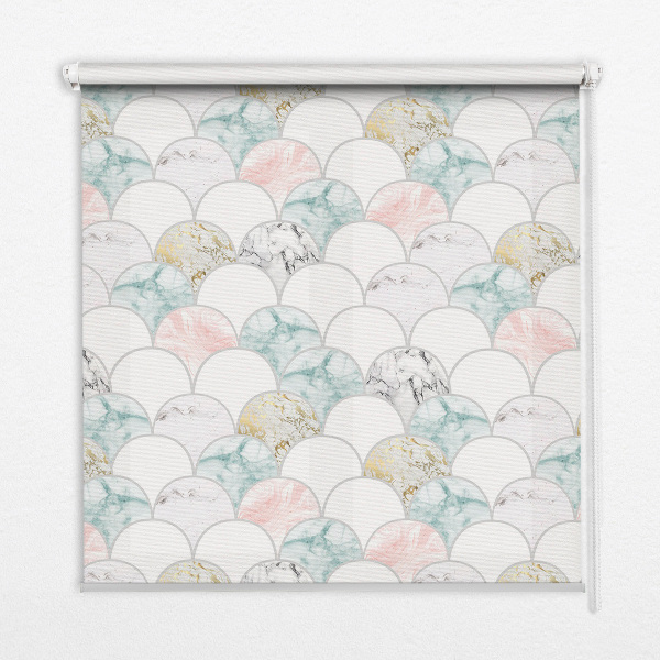 Rolgordijn voor het raam Kleurrijke schubben