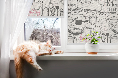 Rolgordijn voor het raam Keukengerei