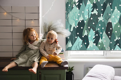 Rolgordijn voor het raam Bos en vallende sneeuw