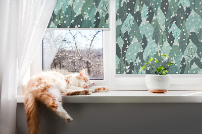 Rolgordijn voor het raam Bos en vallende sneeuw