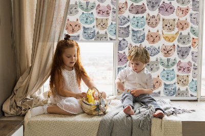 Rolgordijn voor het raam Kleurrijke kattengezichten