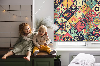 Rolgordijn voor het raam Kleurrijke tegels