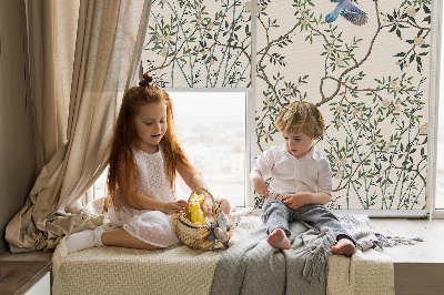 Rolgordijn voor het raam Vogels op een boom