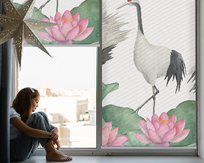 Rolgordijn voor het raam Kranen in de lelies