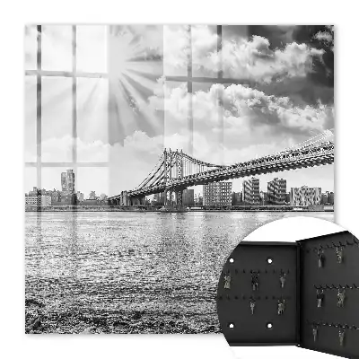 Stad en brug met zonnestralen