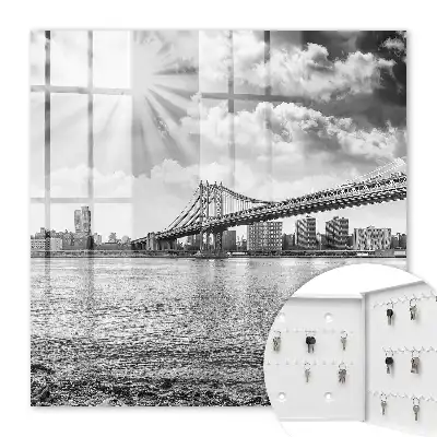 Stad en brug met zonnestralen