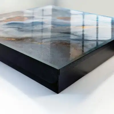 Dromerige abstractie in blauw en grijs