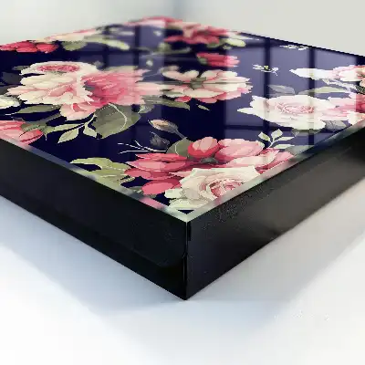 Romantische bloemen op een donkere achtergrond