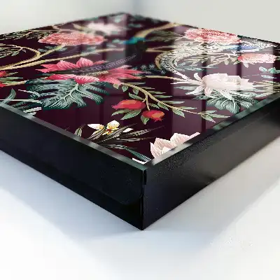 Sierlijke bloemen en vogels