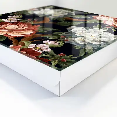Bloemen uit de natuur tegen een donkere achtergrond