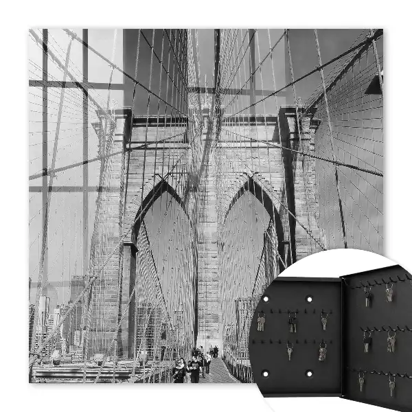 De iconische brug in zwart-wit