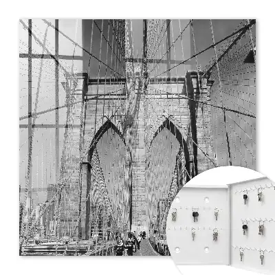 De iconische brug in zwart-wit