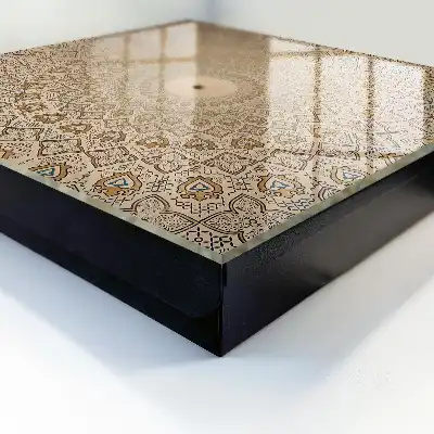Sierlijke mandala muurdecoratie met symmetrisch design