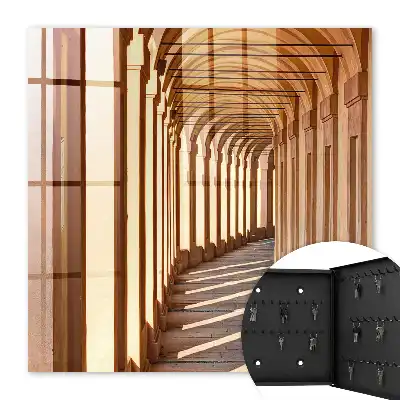 Architectonische elegantie met lange schaduwen