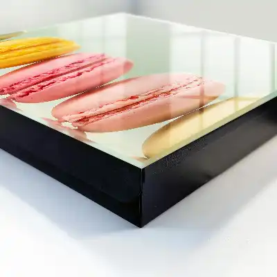 Kleurrijke lekkernijen tegen een pastelkleurige achtergrond