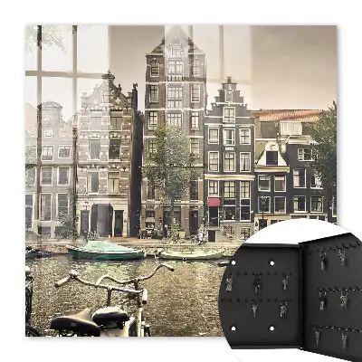 Stedelijke rust en stilte in het fietskanaal