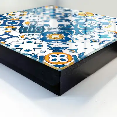 Geometrische patronen met geel contrast