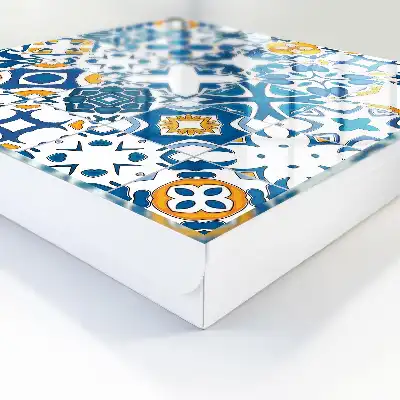 Geometrische patronen met geel contrast