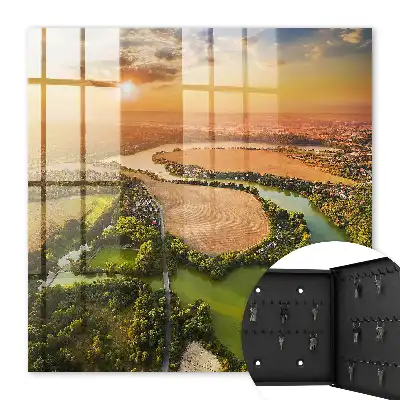 Natuurlandschap bij zonsondergang