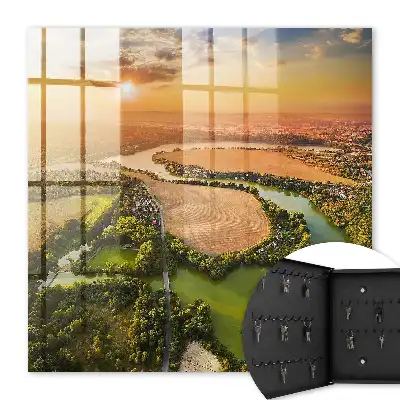Natuurlandschap bij zonsondergang