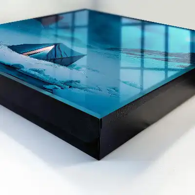 Blauwe nacht met verlichte tent