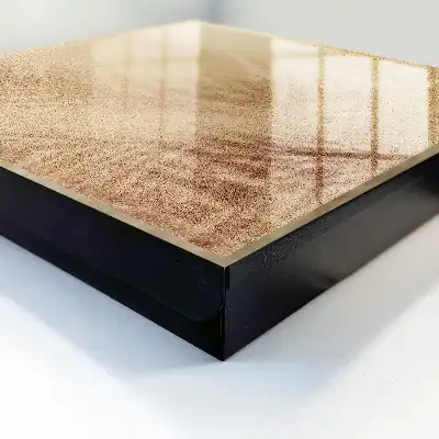 Schuimsporen met een beige textuur
