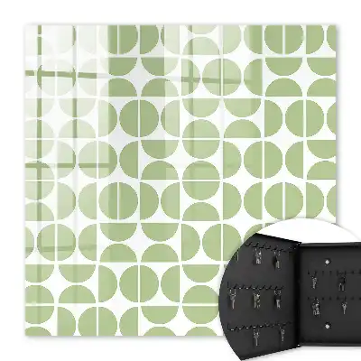 Groene geometrische vormen op een witte achtergrond