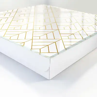 Stijlvolle wanddecoratie met geometrische vormen in heldere kleuren